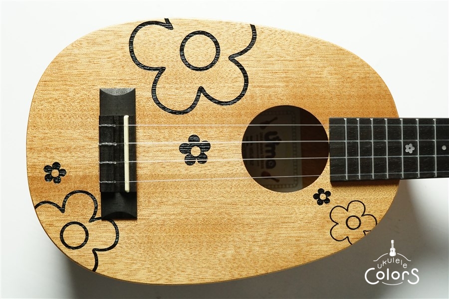 Uma ukulele UKFL-03CP - Natural | ウクレレカラーズ Online Store